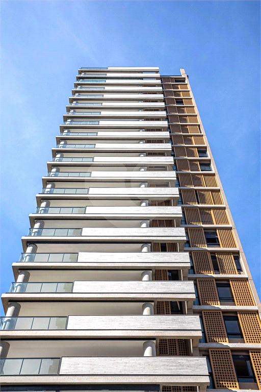 Cobertura à venda com 324?m², 3 suítes, varanda gourmet e 2 vagas