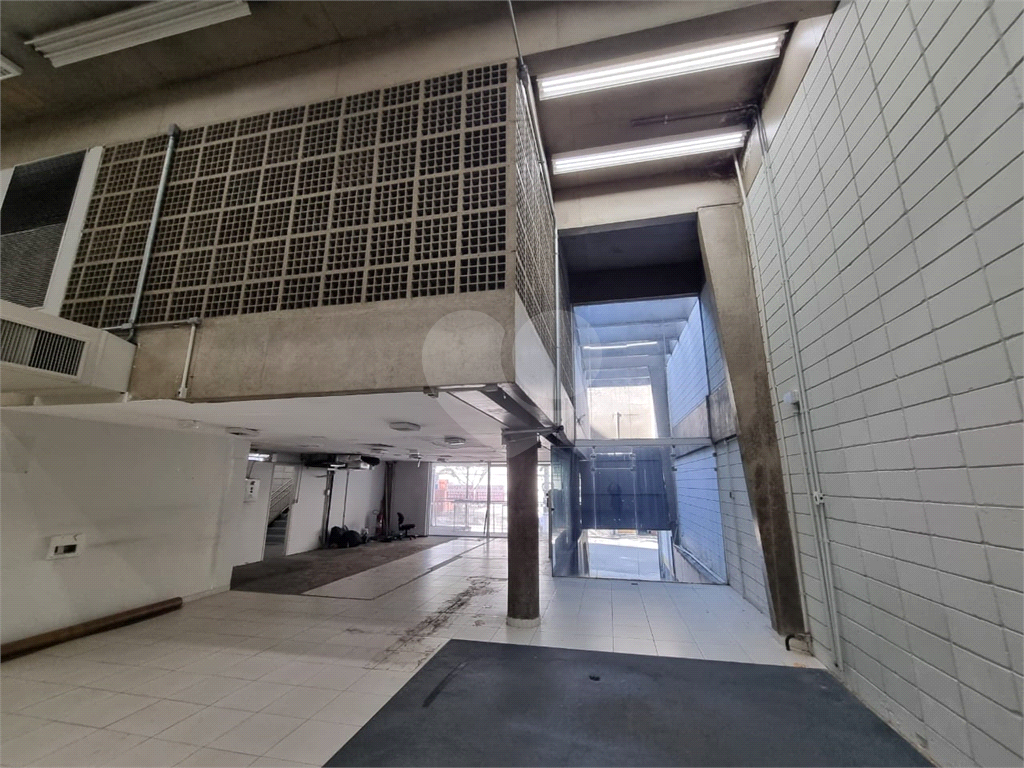 PRÉDIO INTEIRO em BARRA FUNDA