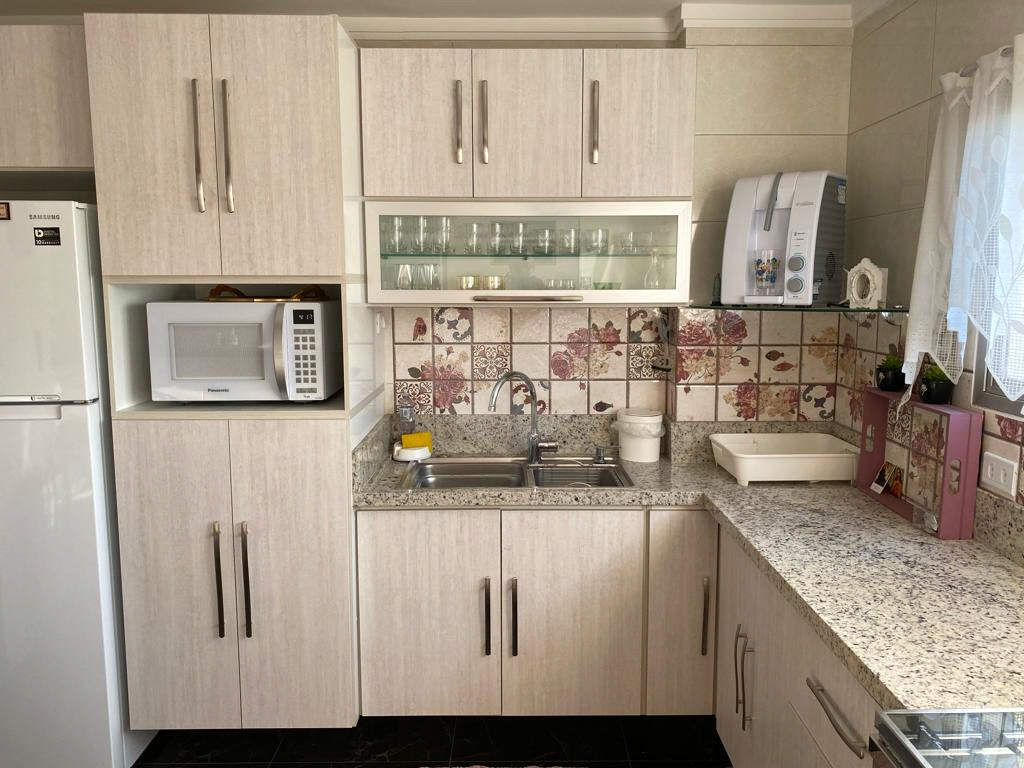 Apartamento com 3 dormitorios, 1 vaga na Vila Monumento