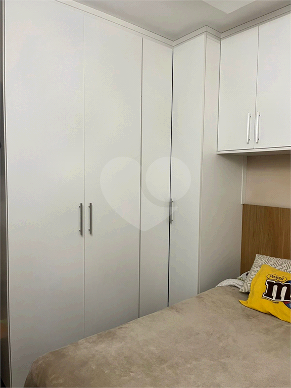 Vende-se Apartamento à venda na Avenida Mazzei, com 50m² -2 dormitórios, sacada  com 01 vaga de garagem.