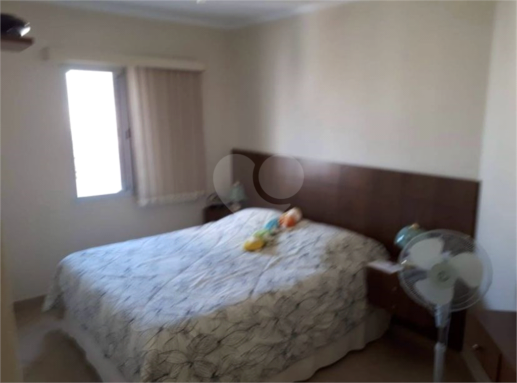 AMPLO APARTAMENTO COM 3 QUARTOS NA RUA COPACABANA EM SANTA TERESINHA