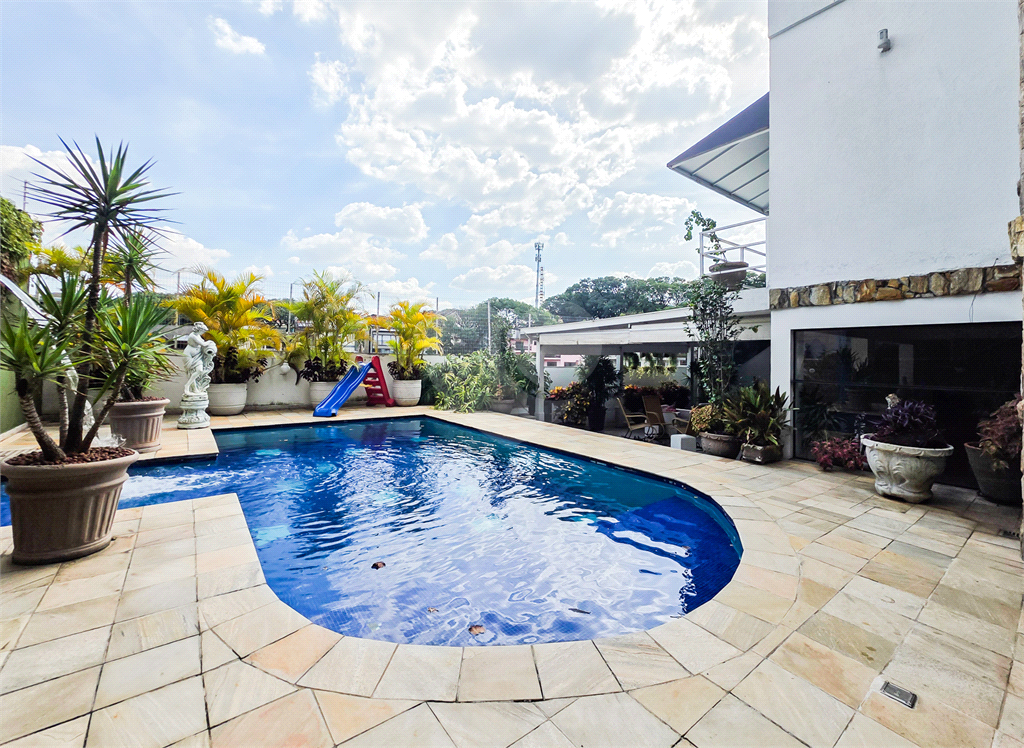 Casa - City América - 5 Quartos - 4 Vagas - Venda /  Compra