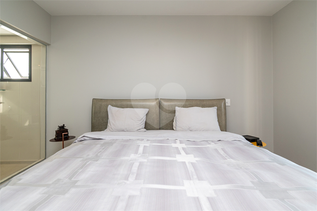 APARTAMENTO em PINHEIROS