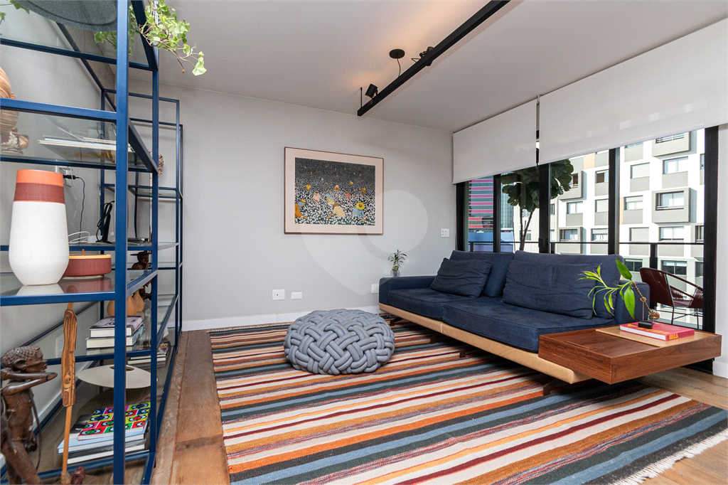APARTAMENTO em PINHEIROS
