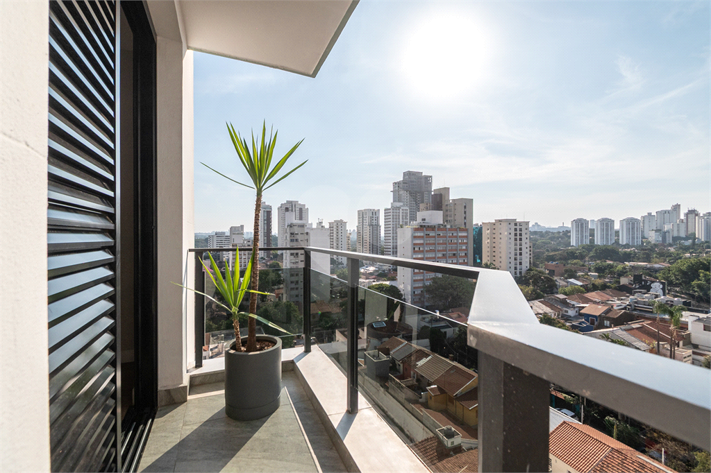 APARTAMENTO em PINHEIROS