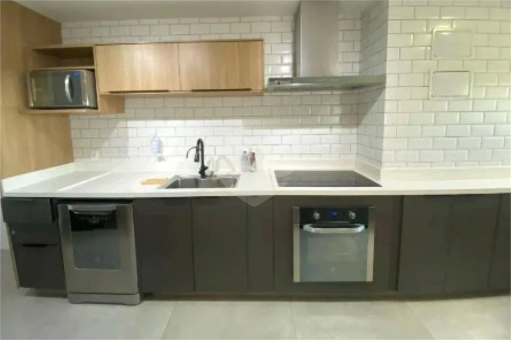 Apartamento em Pinheiros novo e pronto em andar alto