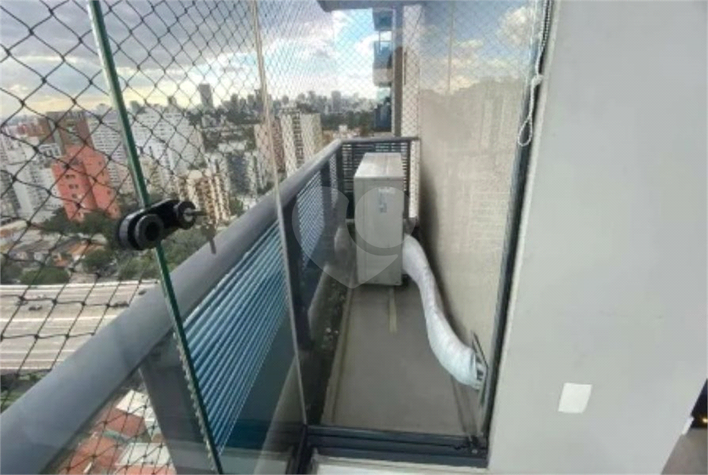 Apartamento em Pinheiros novo e pronto em andar alto