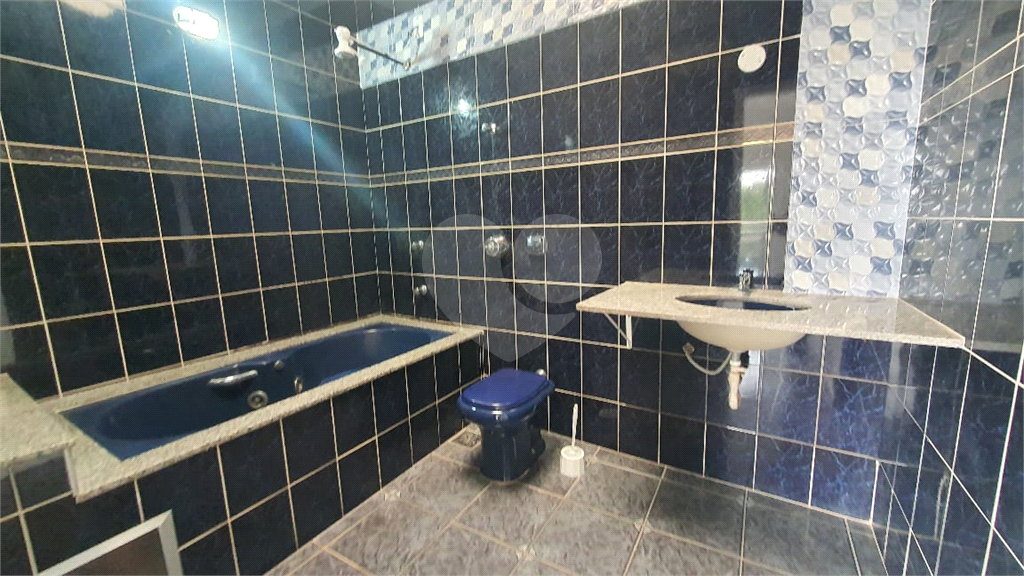 Casa à venda com 3 quartos, 348m² - Foto 29