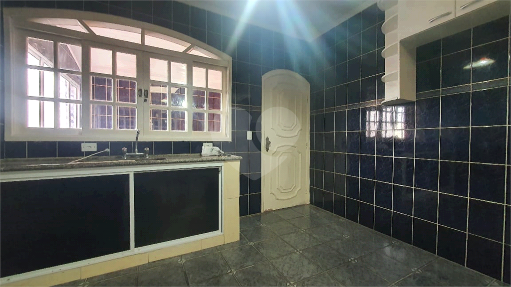Casa à venda com 3 quartos, 348m² - Foto 16