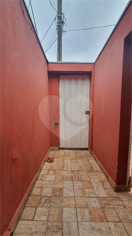 Casa à venda com 3 quartos, 348m² - Foto 2
