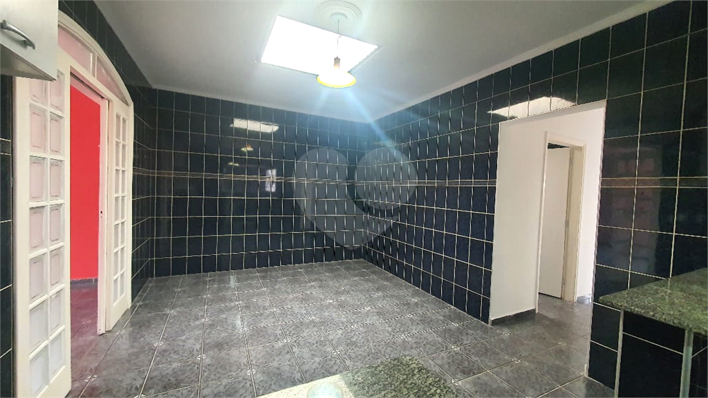 Casa à venda com 3 quartos, 348m² - Foto 14