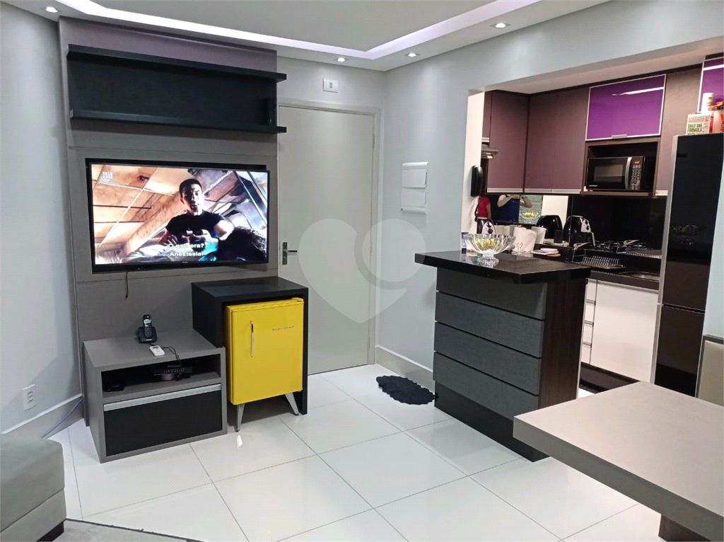 Apartamento à venda com 2 quartos, 48m² - Foto 10