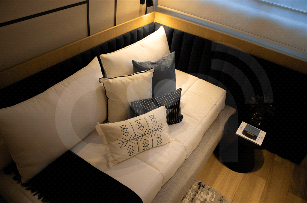APARTAMENTO em PERDIZES