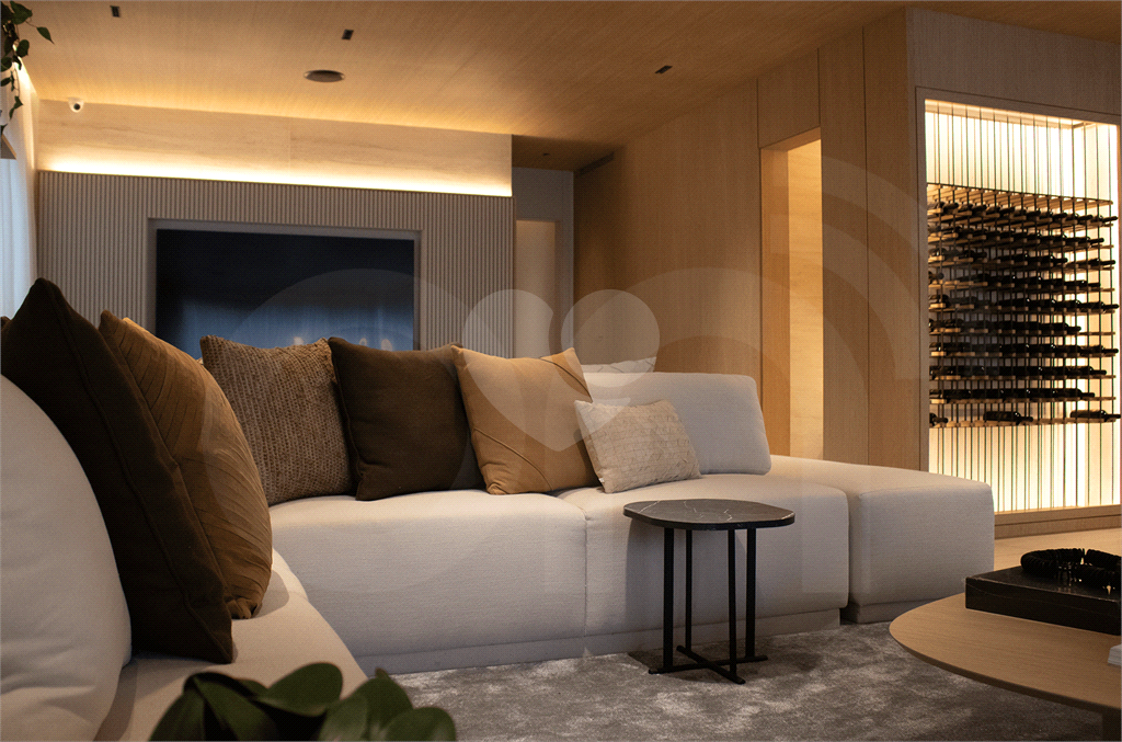 APARTAMENTO em PERDIZES
