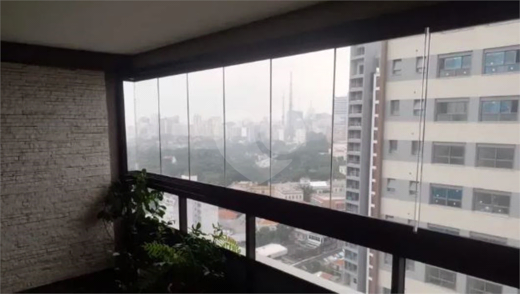 Apartamento em Pinheiros 84m² com 2dorm 1suíte e 2vg espetacular.