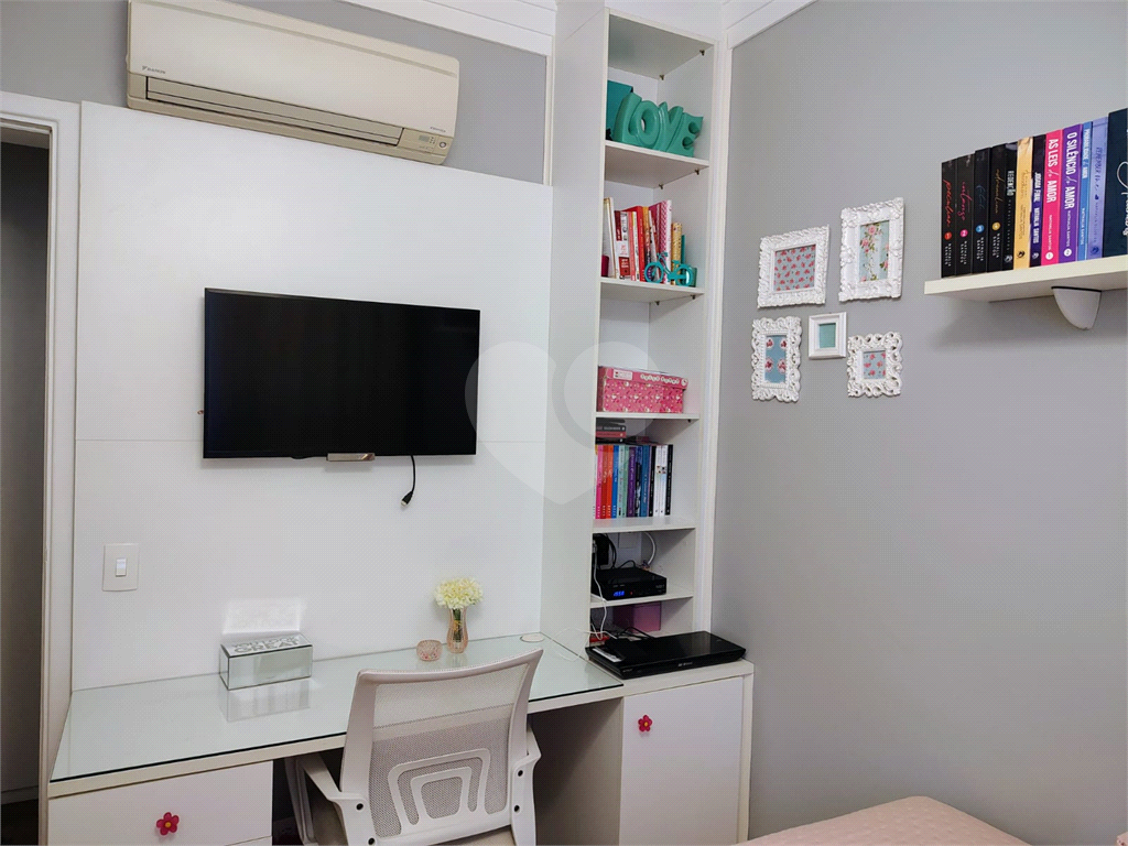 Apartamento a venda no Condomínio Naturis, Sta Teresinha, próximo ao Shopping Santana Parque. Com 104m, 3 dormitórios, (1  suíte ), 2 vagas, Lazer completo.