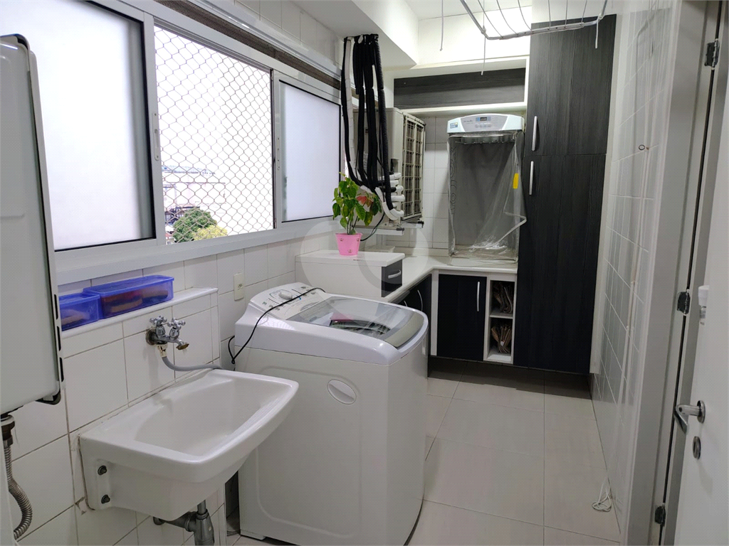 Apartamento a venda no Condomínio Naturis, Sta Teresinha, próximo ao Shopping Santana Parque. Com 104m, 3 dormitórios, (1  suíte ), 2 vagas, Lazer completo.