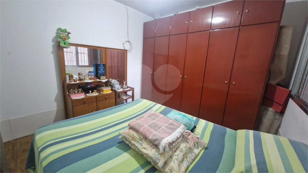  Casa Assobradada de Esquina a Venda | 3 dorm ( 1 suite ) 250 m² | 1 Vaga em Iterlagos