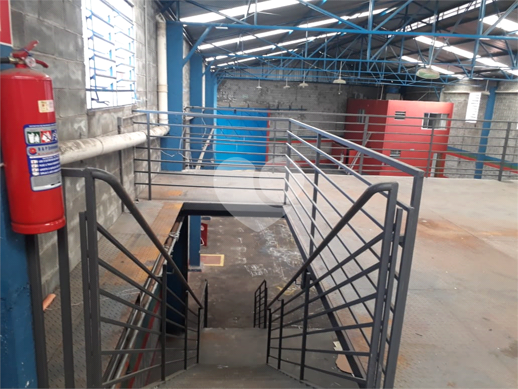 Depósito-Galpão-Armazém à venda, 716m² - Foto 8