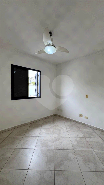 Sobrado 3 Domitórios e (uma suíte) - 192m² - 2 Vagas cobertas - Tamboré 6 - Alphaville