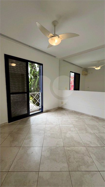 Sobrado 3 Domitórios e (uma suíte) - 192m² - 2 Vagas cobertas - Tamboré 6 - Alphaville