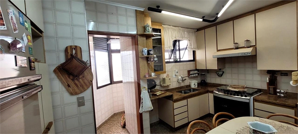 Apartamento à Venda – 91 m² | 2 Dormitórios (1 Suíte) | 2 Vagas | Andar Alto
