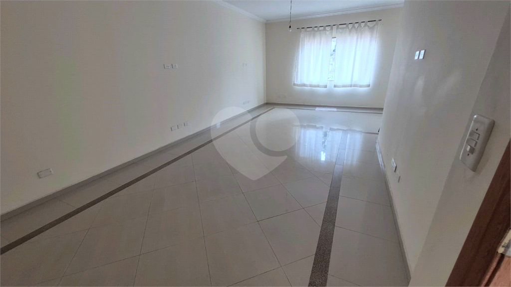 Excelente Casa à Venda no Jardim São Paulo – Ampla e com Localização Privilegiada