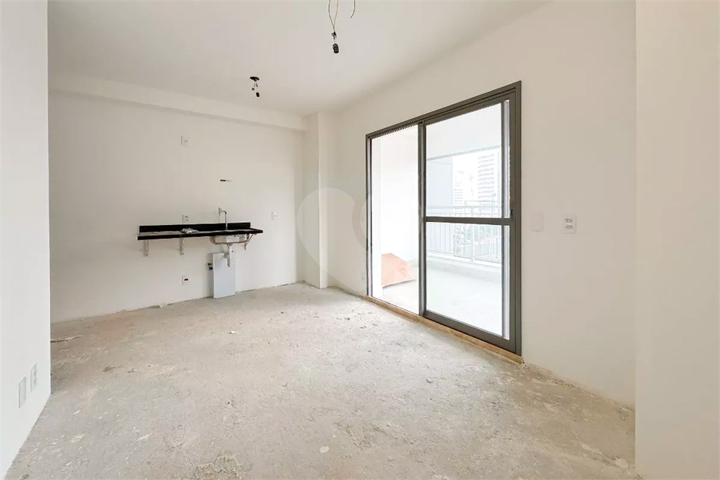 Apartamento com 1 dormitório próximo ao metrô Linha Verde.