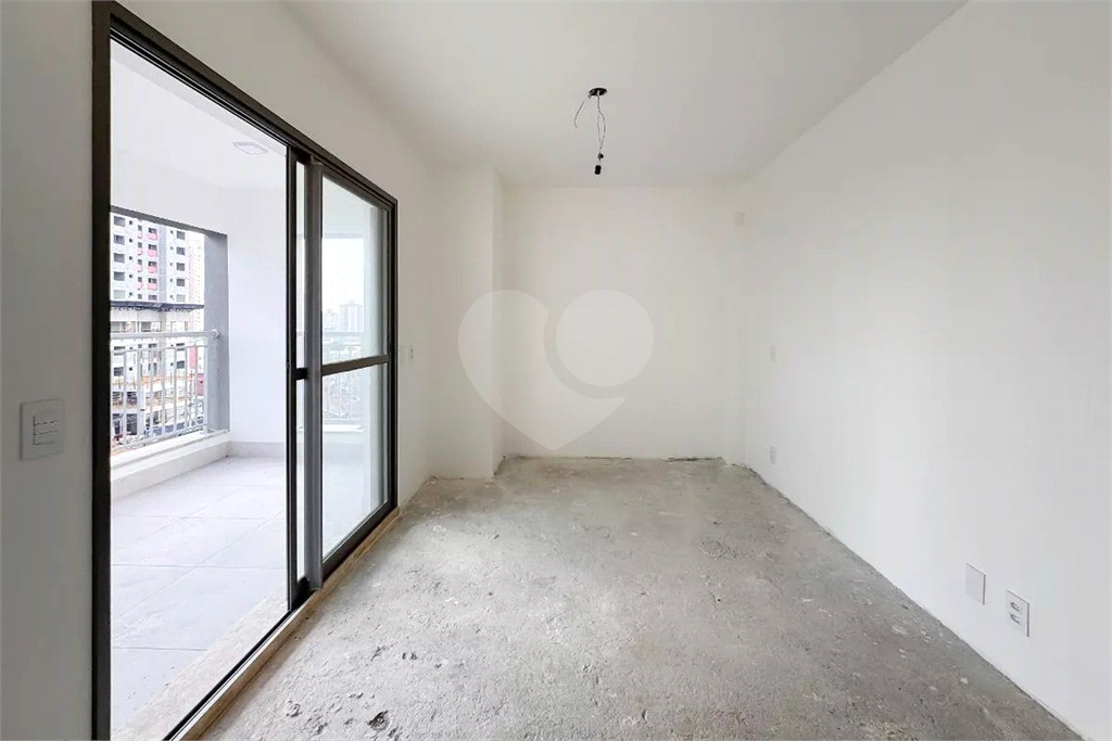 Apartamento com 1 dormitório próximo ao metrô Linha Verde.