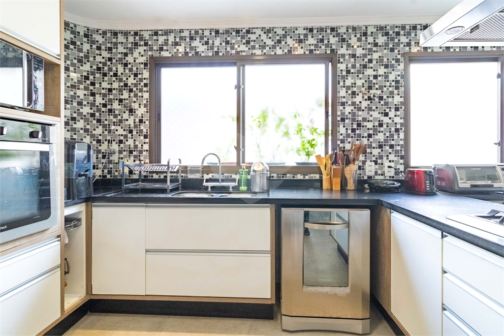 APARTAMENTO em HIGIENÓPOLIS