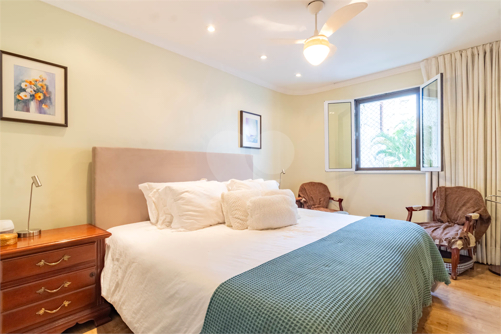 APARTAMENTO em HIGIENÓPOLIS