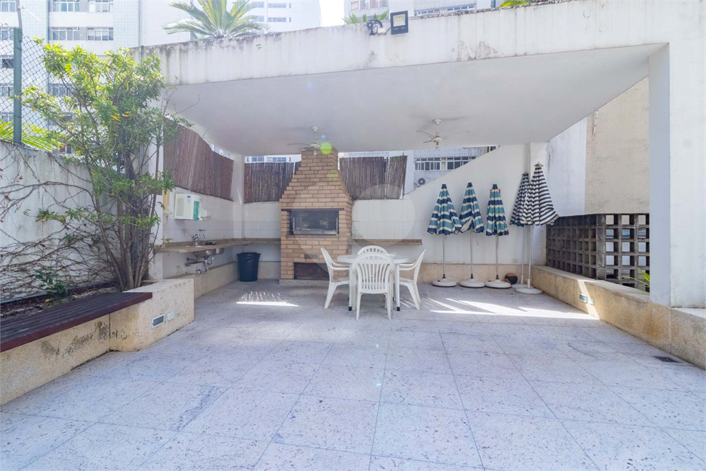 APARTAMENTO em HIGIENÓPOLIS