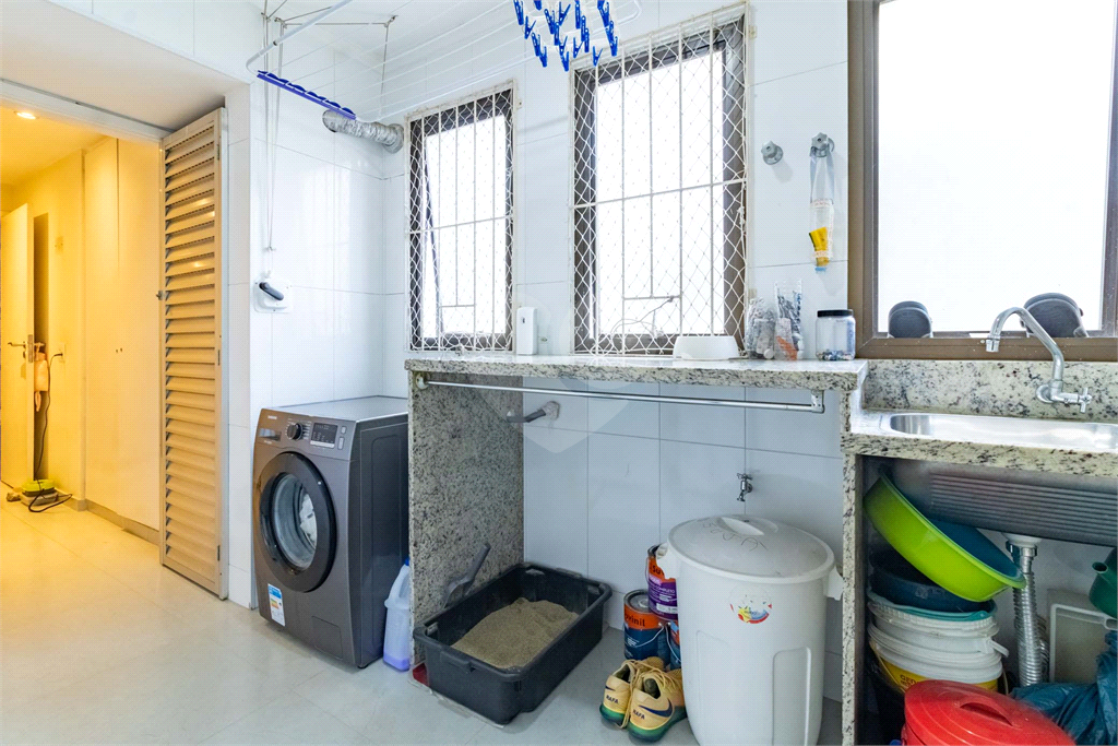 APARTAMENTO em HIGIENÓPOLIS
