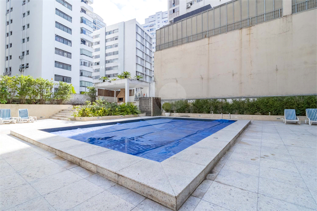 APARTAMENTO em HIGIENÓPOLIS