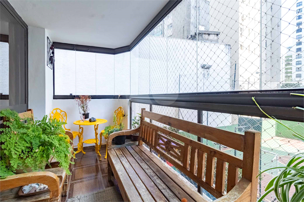 APARTAMENTO em HIGIENÓPOLIS