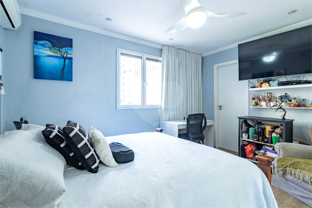 APARTAMENTO em HIGIENÓPOLIS