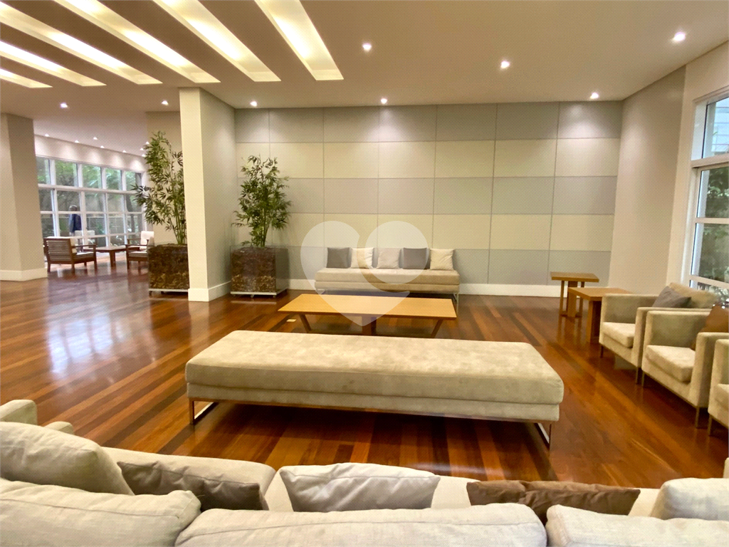 Apartamento a poucos passos da Avenida Paulista com 54m2 e 1 garagem