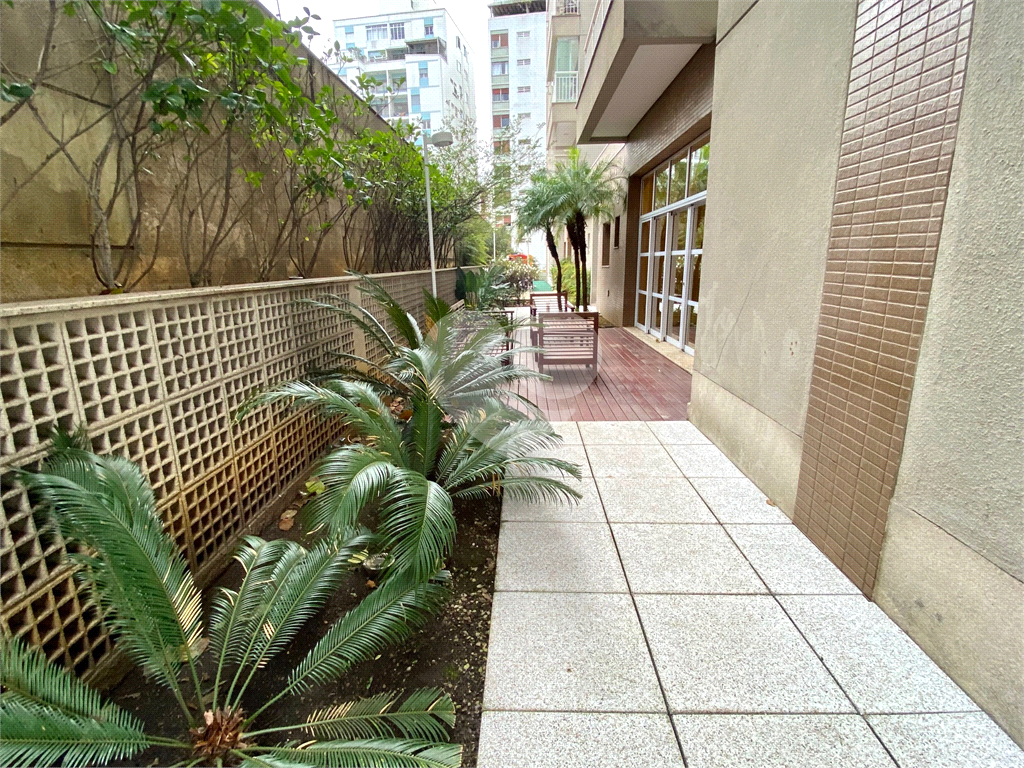 Apartamento a poucos passos da Avenida Paulista com 54m2 e 1 garagem