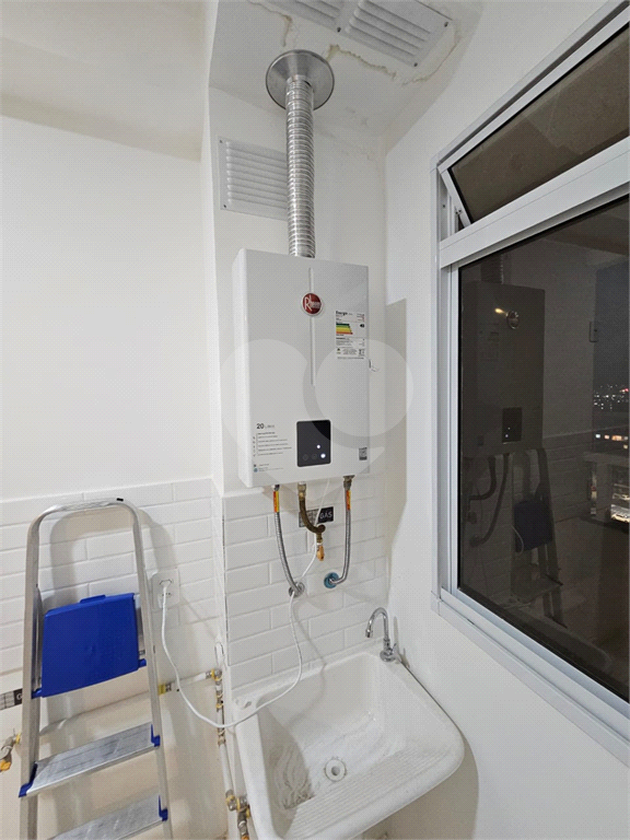 Apartamento à venda com 3 quartos, 60m² - Foto 13