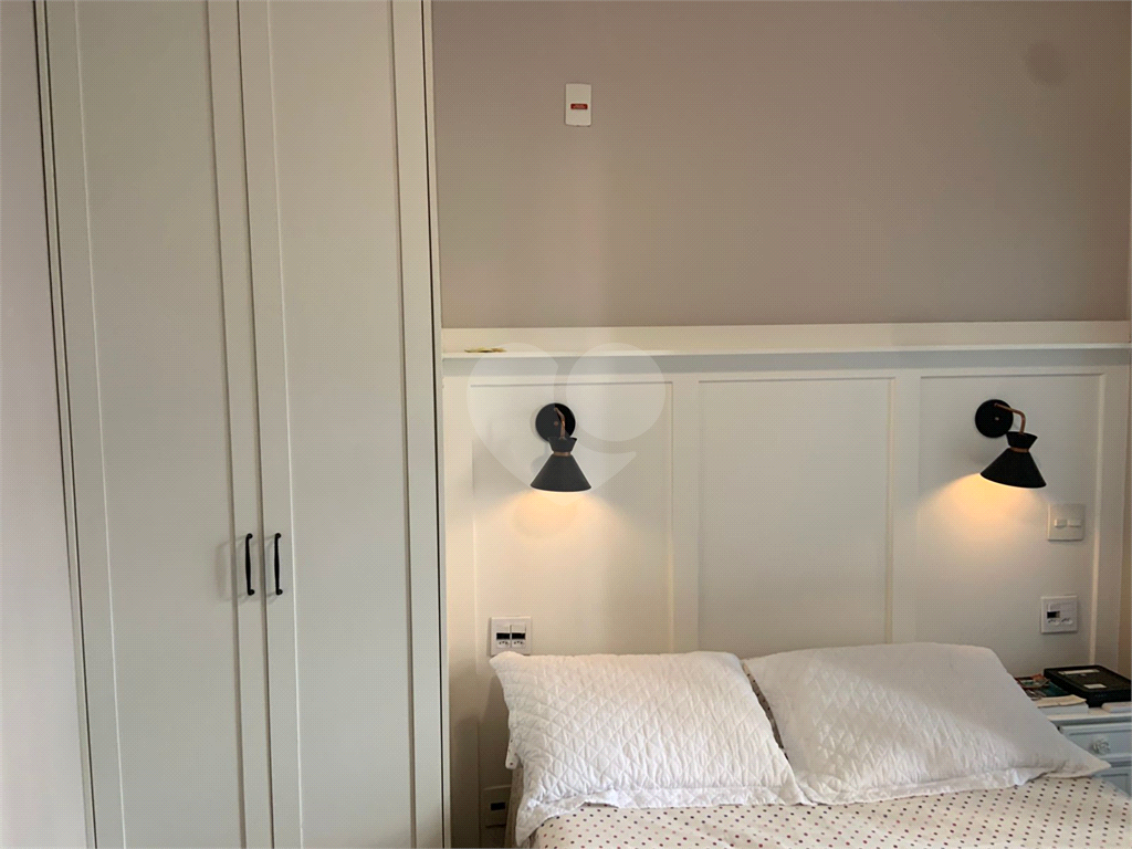 APARTAMENTO em VILA MADALENA