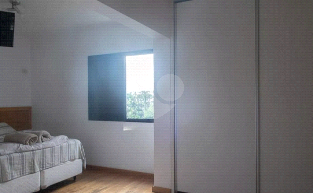APARTAMENTO em SANTANA