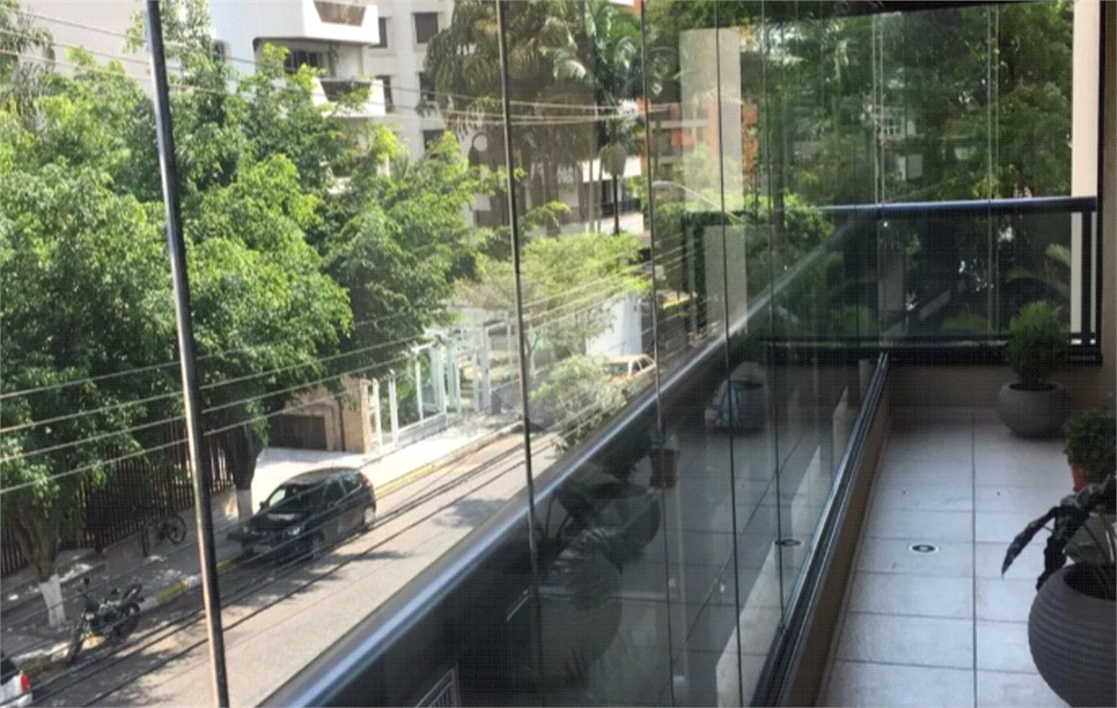 APARTAMENTO em SANTANA