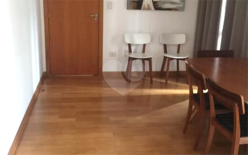 APARTAMENTO em SANTANA