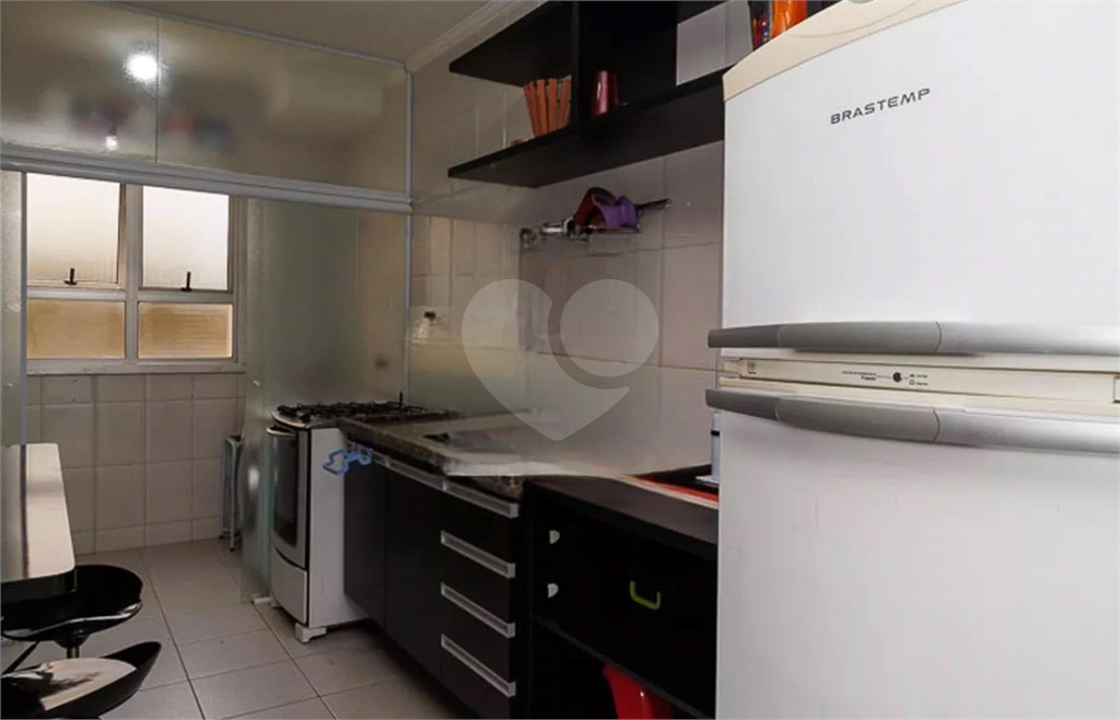 Apartamento à venda com 2 quartos, 66m² - Foto 3