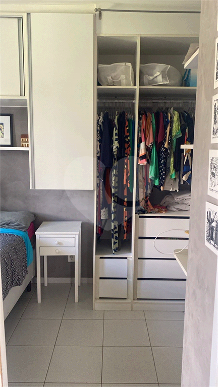 Apartamento à venda com 2 quartos, 66m² - Foto 13