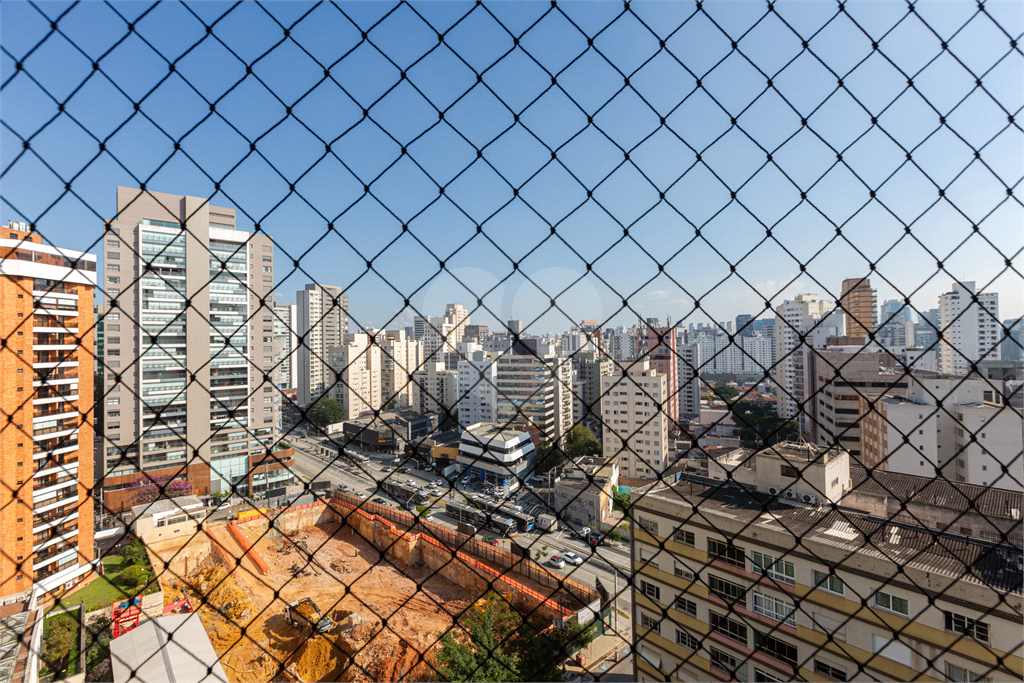 APARTAMENTO em VILA NOVA CONCEIÇÃO