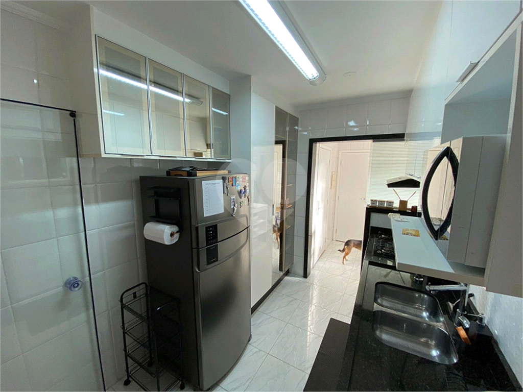 Apartamento Recém Reformado, Mobiliado e Pronto para Morar! 
