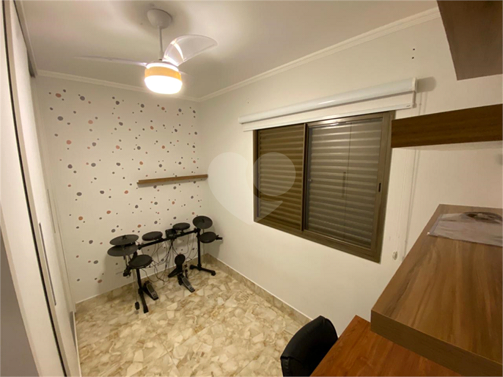 Apartamento Recém Reformado, Mobiliado e Pronto para Morar! 
