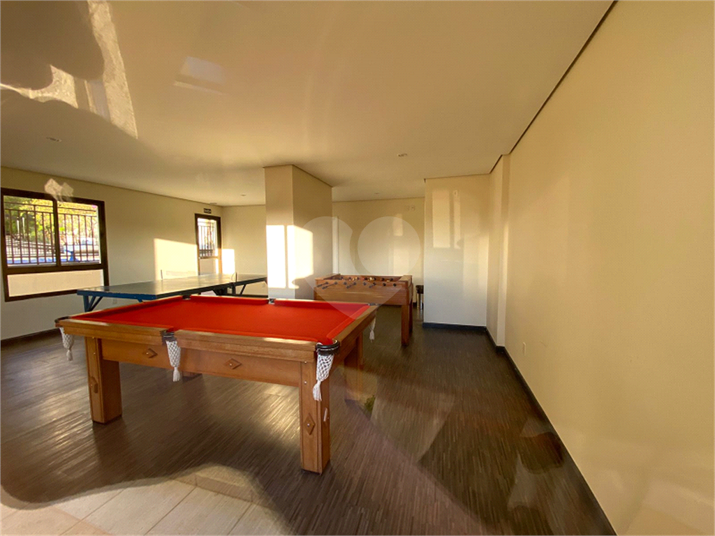 Apartamento Recém Reformado, Mobiliado e Pronto para Morar! 
