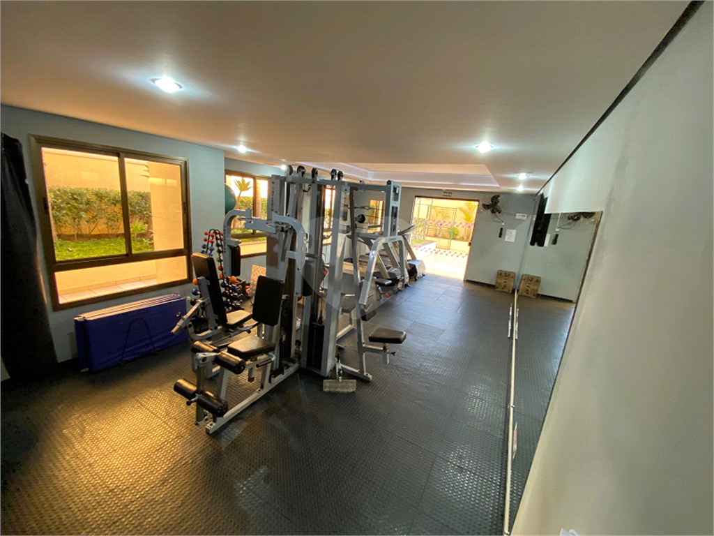 Apartamento Recém Reformado, Mobiliado e Pronto para Morar! 

